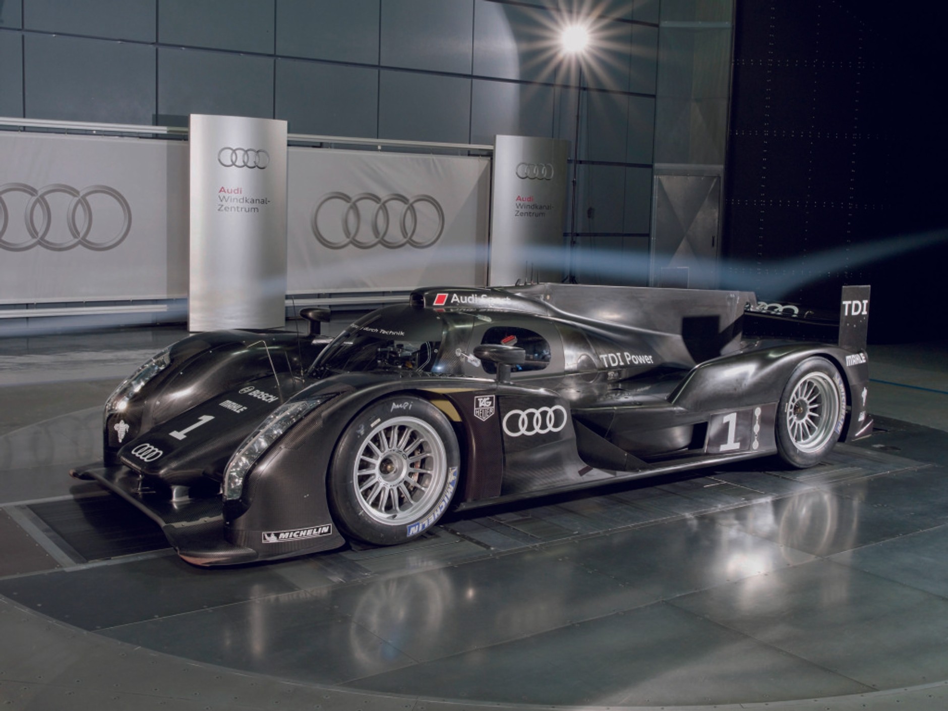 Audi R18 faworytem 24h Le Mans 2011