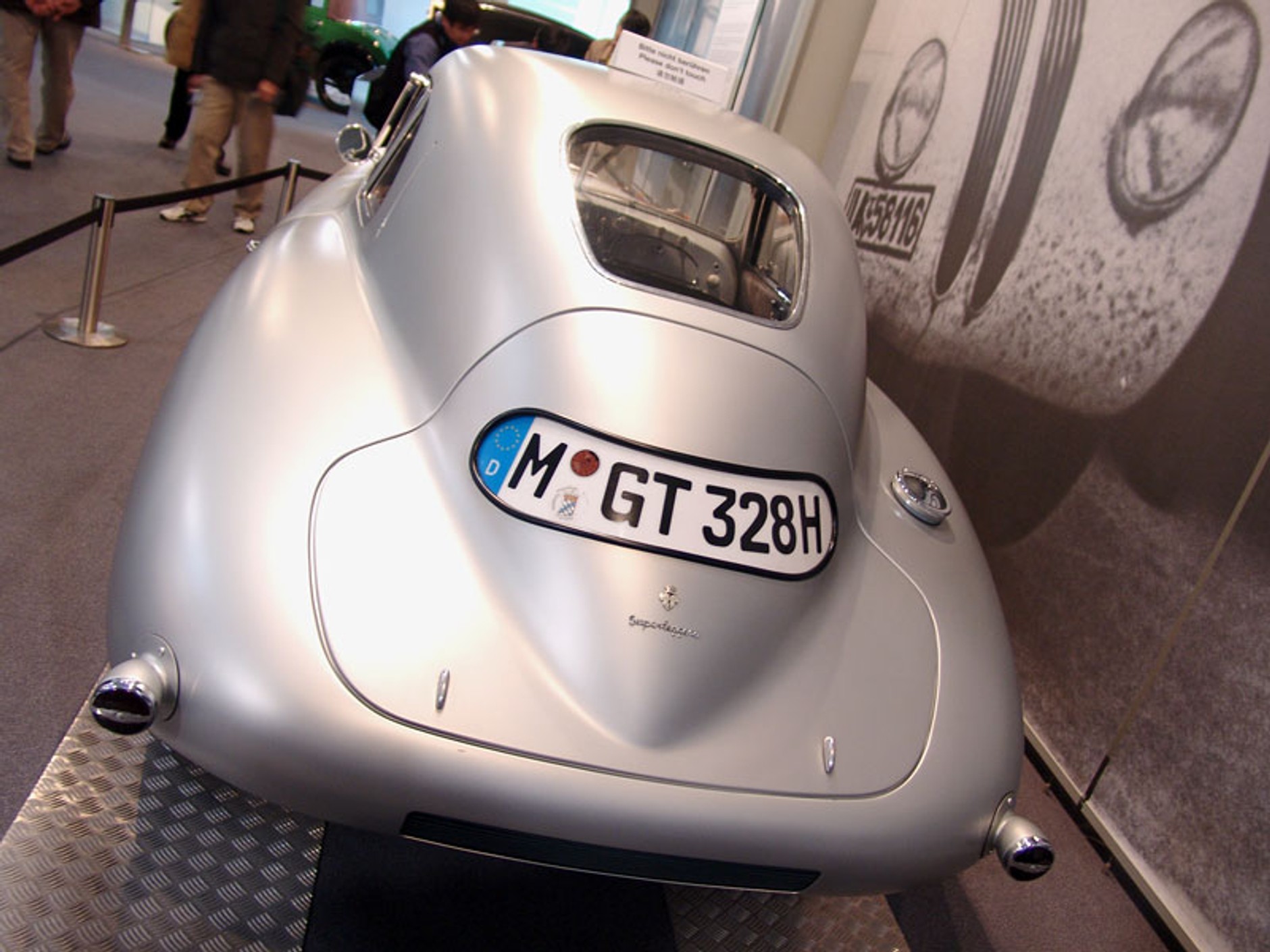 BMW: muzeum monachijskiej szachownicy