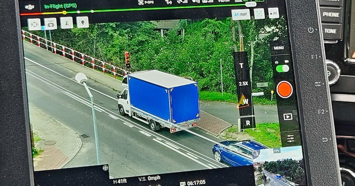 Policyjna kontrola kierowców z wykorzystaniem dronów