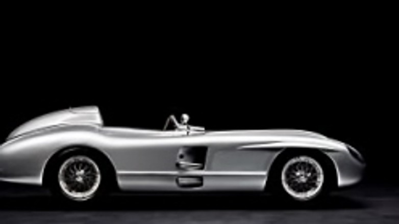 Detroit 2009: ukaże się Mercedes SLR Stirling Moss