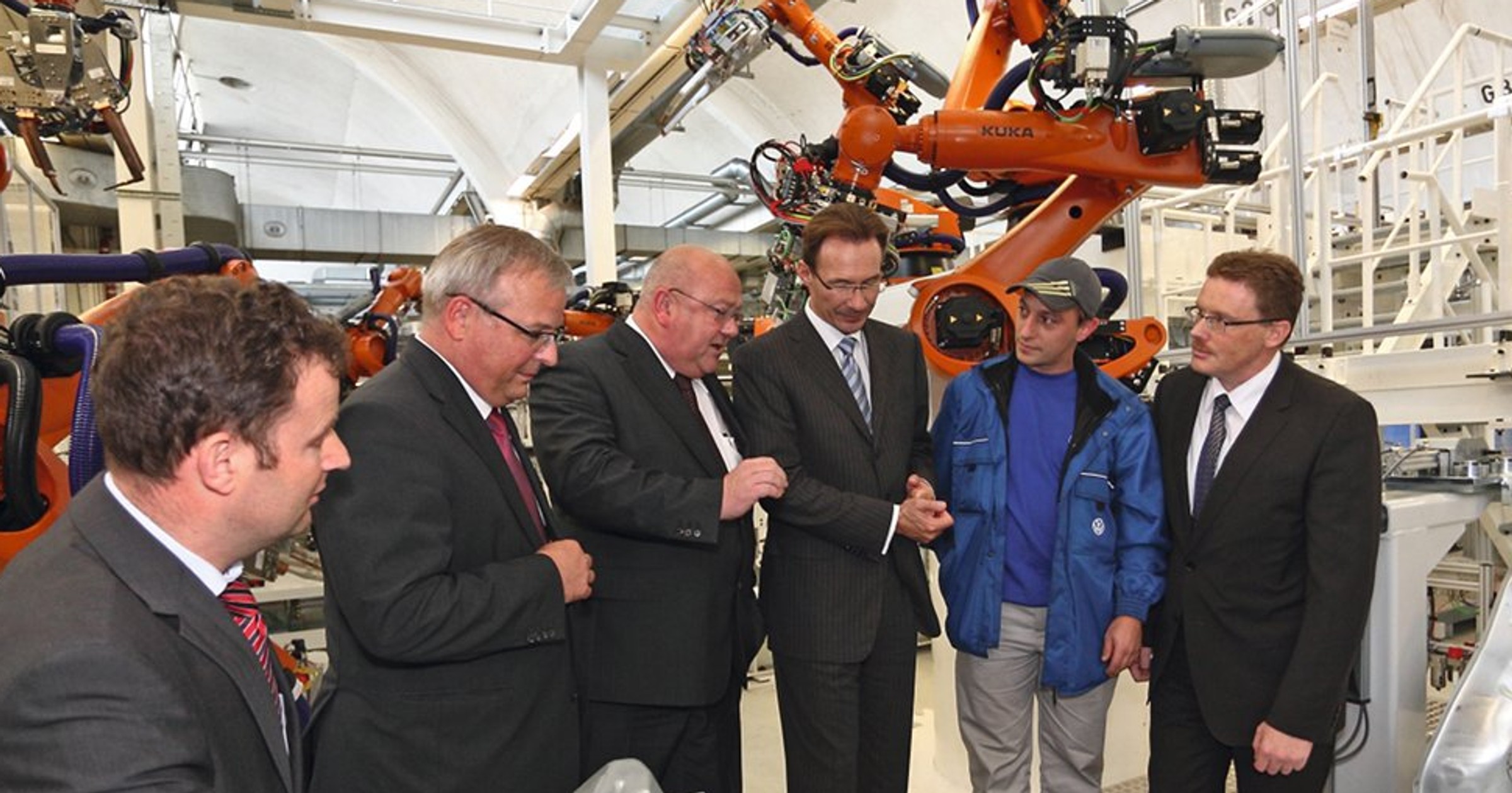 VW rozpocznie produkcję modularnej platformy dla aut z silnikiem umieszczonym poprzecznie