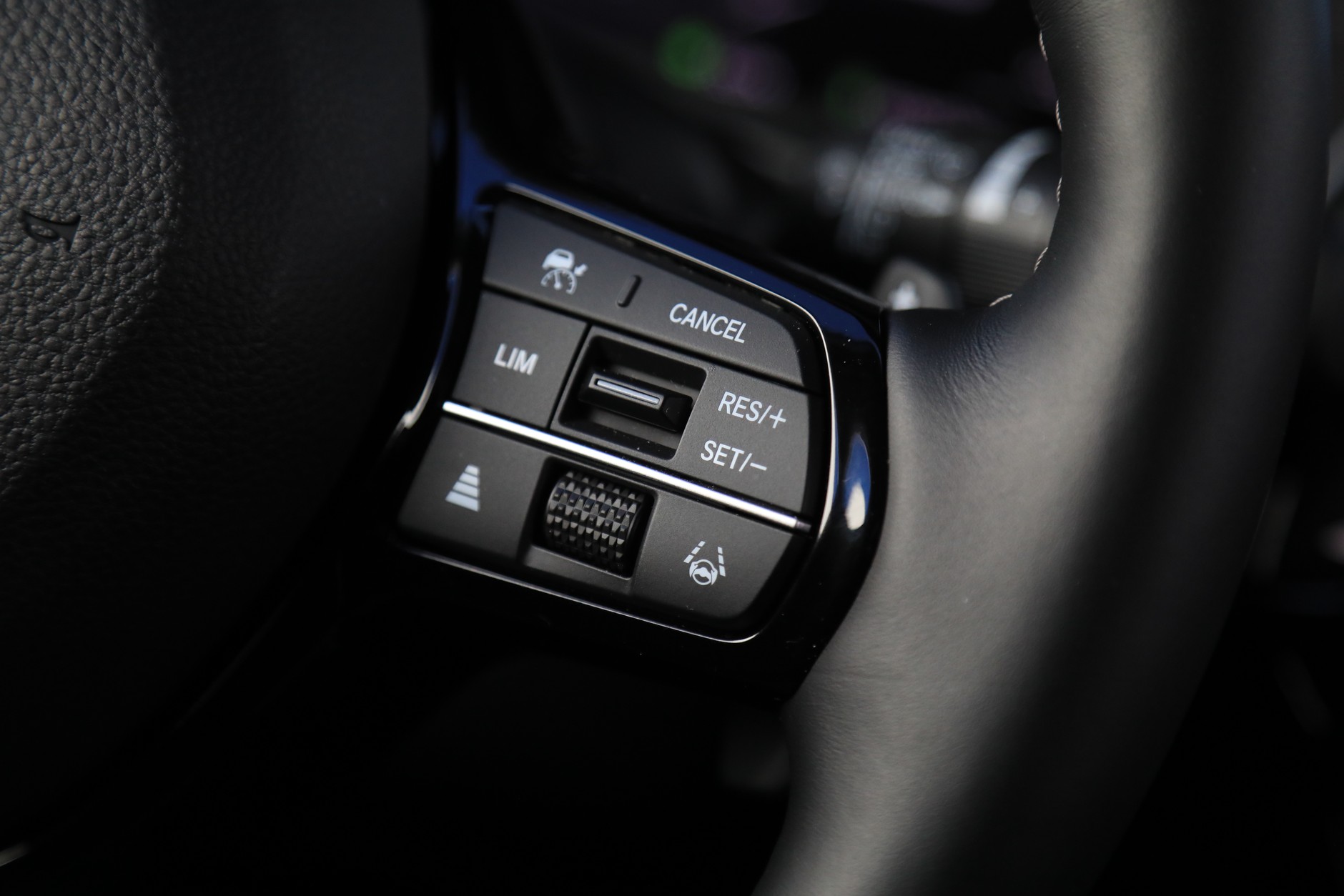 Honda Civic e: HEV 2022 11 generacja