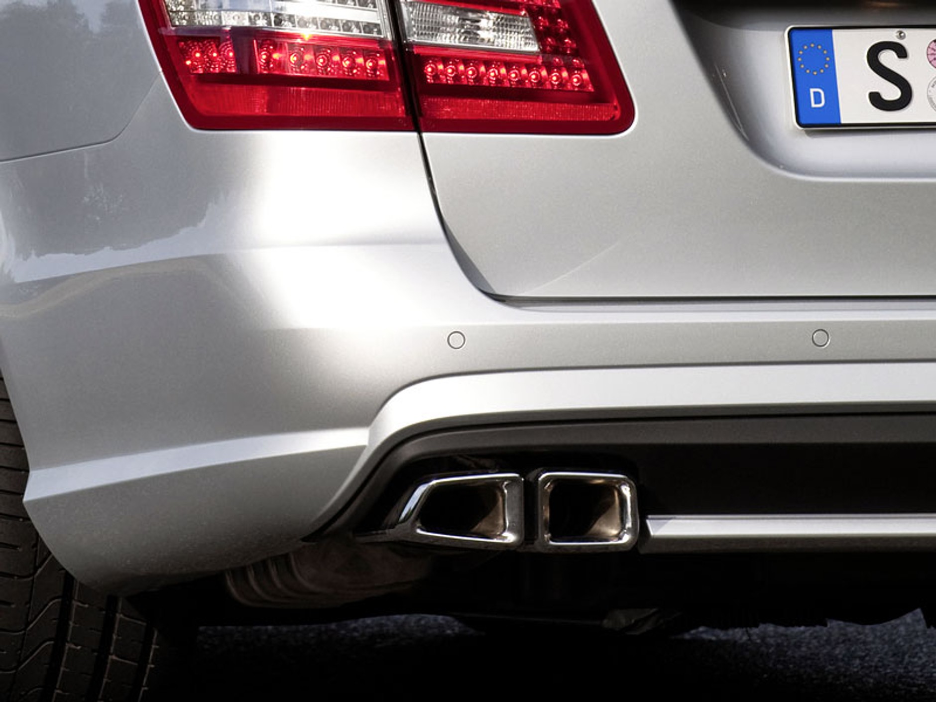 IAA Frankfurt 2009: Mercedes-Benz E 63 AMG T – pierwsze wrażenia, fotogaleria