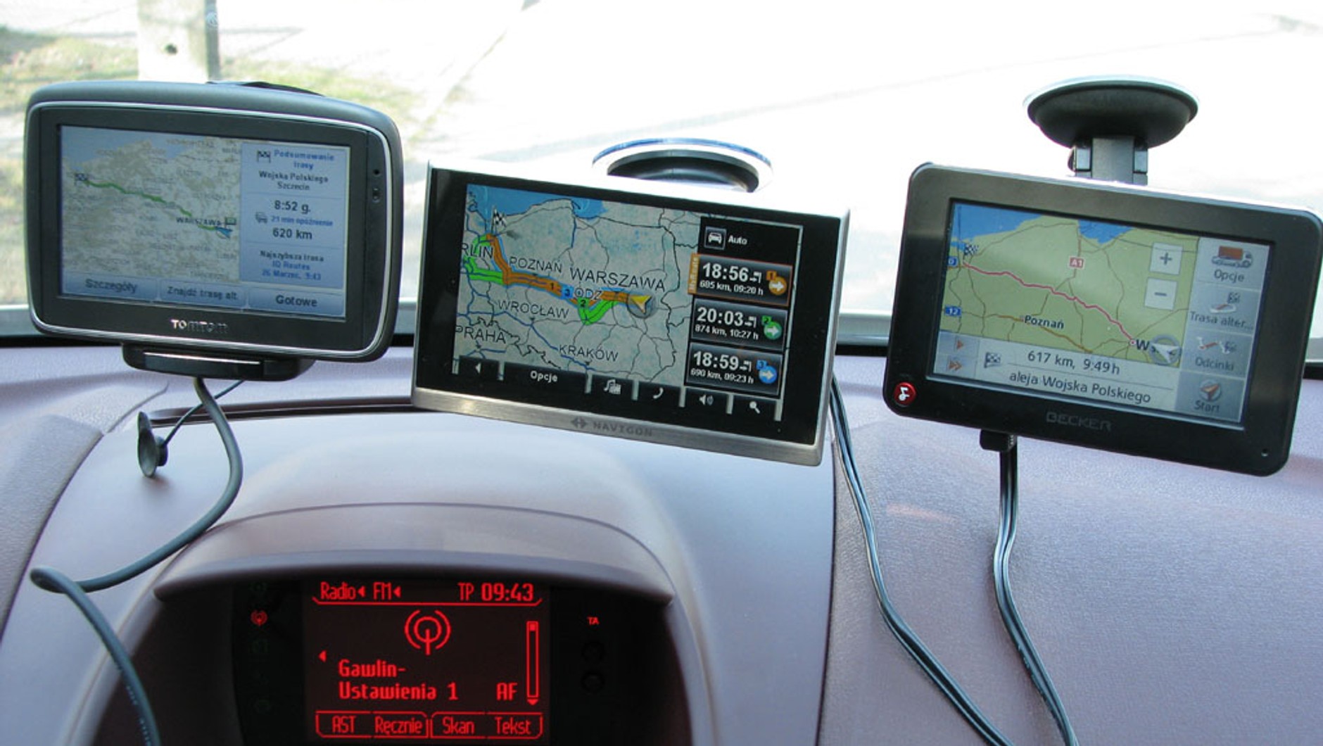 Płacisz więcej. Czy dojedziesz lepiej? - Testujemy drogie nawigacje GPS