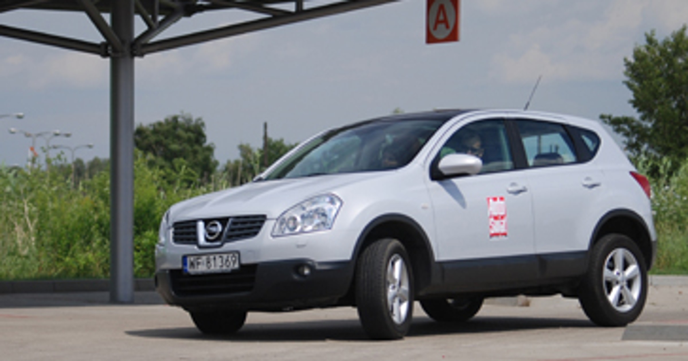 Nissan Qashqai 2.0 Tekna Pack - Miejski koczownik
