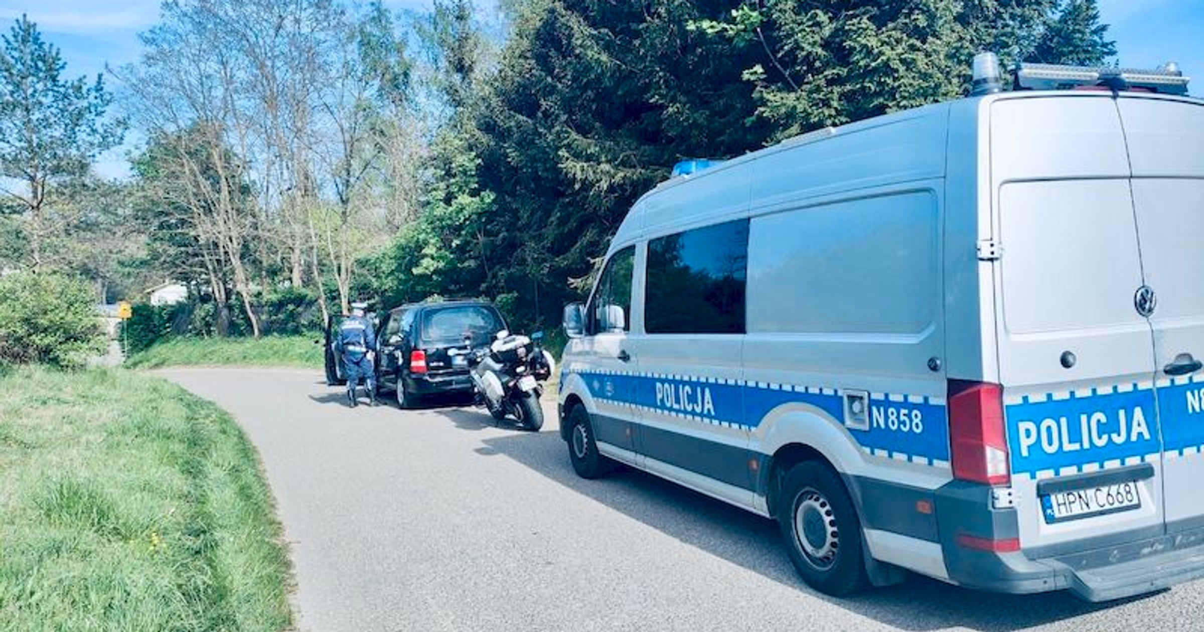 Obraz pochodzący z serwisu https://slupsk.policja.gov.pl/m19/aktualnosci/wiadomosci/132748,Tymczasowy-areszt-dla-kierowcy-ktory-w-dwa-dni-dwa-razy-nie-zastosowal-sie-do-sa.html