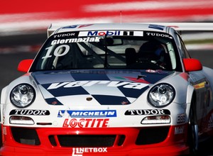 Trzech Polaków w Porsche Mobil 1 Supercup