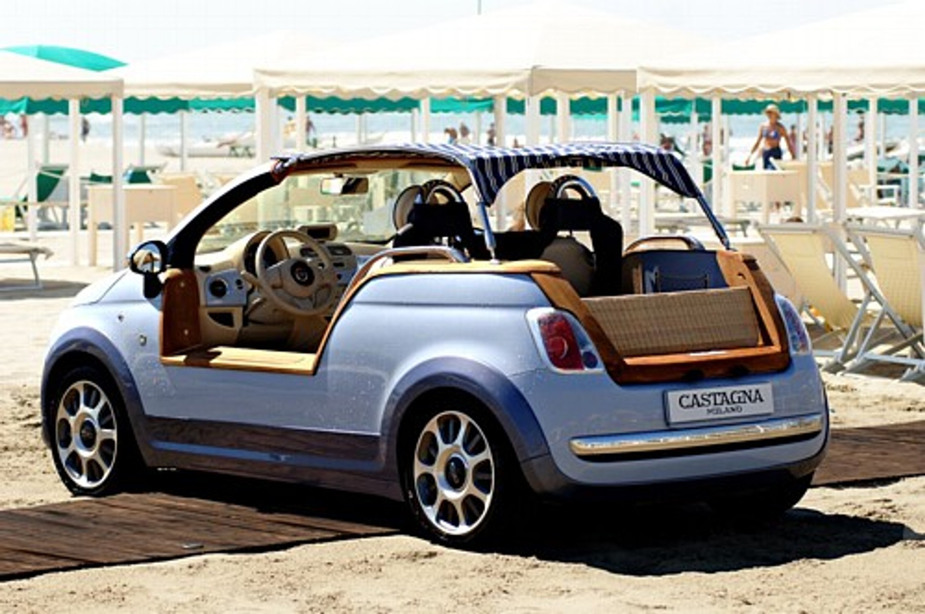 Fiat 500 Tender Two - pięćsetka idealna na plażę