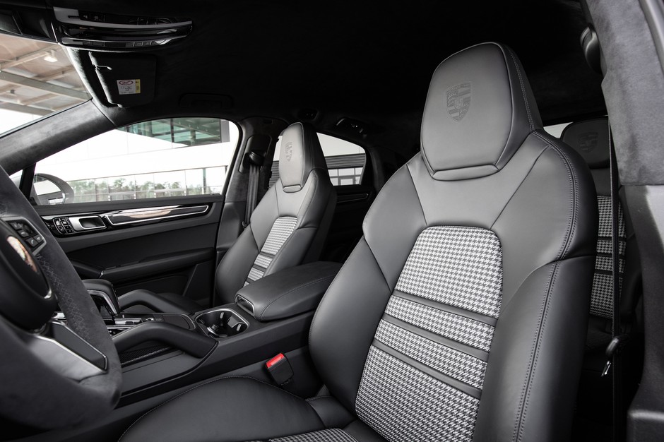 Porsche Cayenne Turbo S e-hybrid Coupé