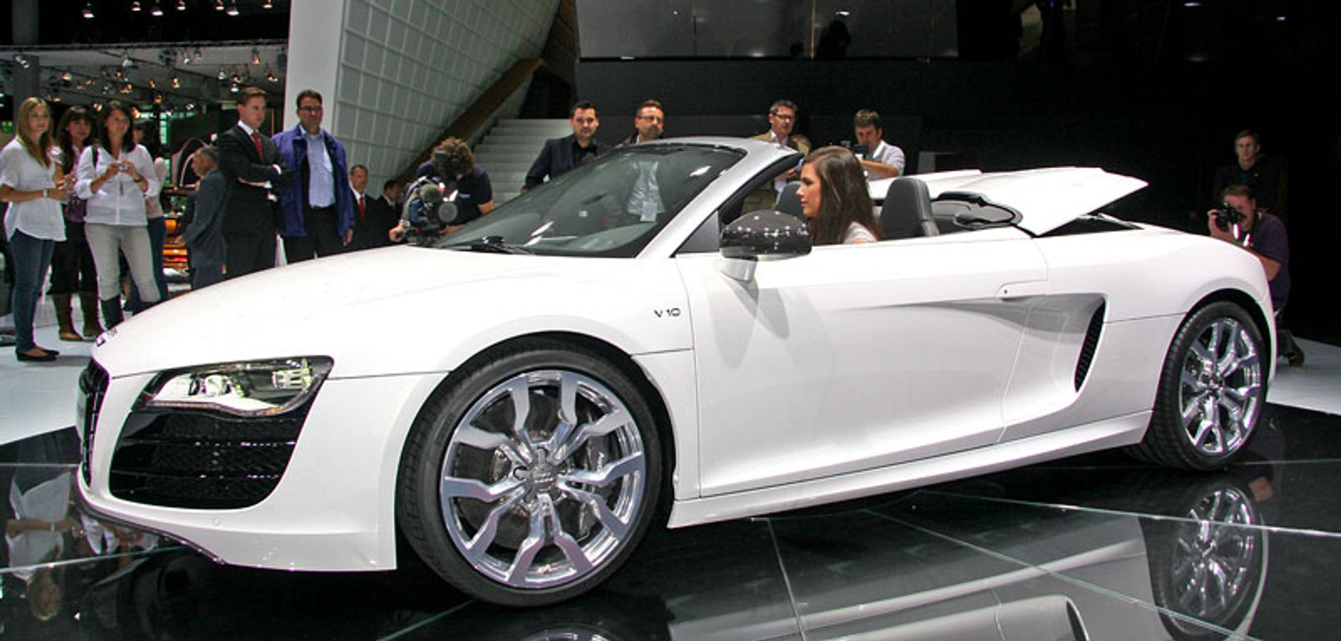 Audi R8 Spyder: V10 quattro inaczej