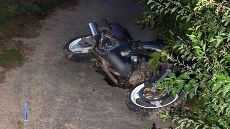 Pościg policyjny za 17-letnim motocyklistą w Starym Pożogu (województwo lubelskie; lipiec 2024 r.)