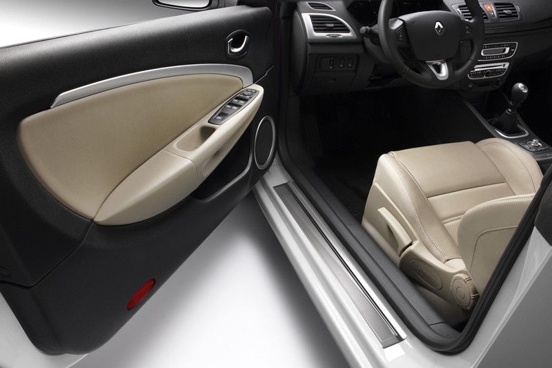 Renault Megane Coupé-Cabrio – sky is the limit