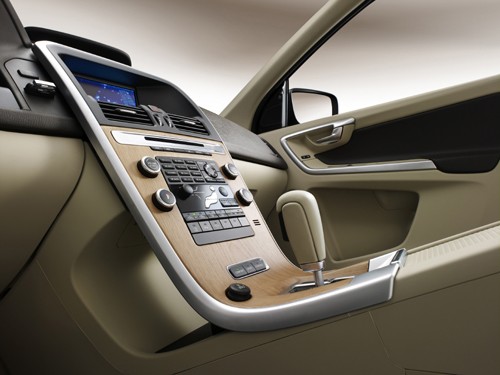 Volvo XC60 - Bezpieczny SUV