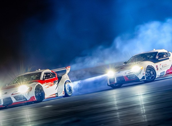 Toyota udowodniła, że możliwe jest autonomiczne driftowanie parami