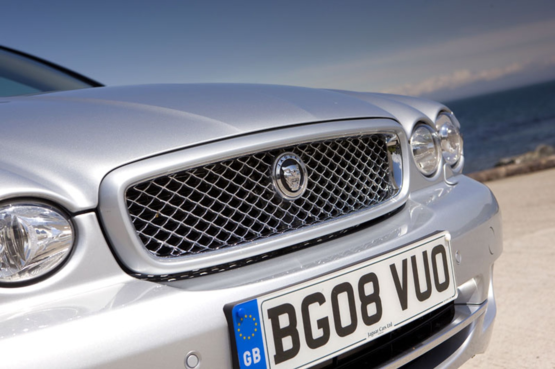 Jaguar Land Rover w 2014 zamknie jeden zakład