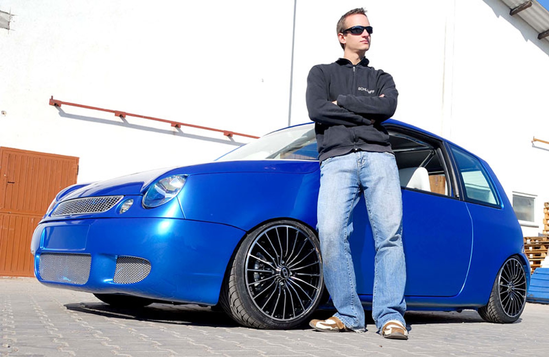 Garaż tunera: VW Lupo – wózek Papy Smerfa