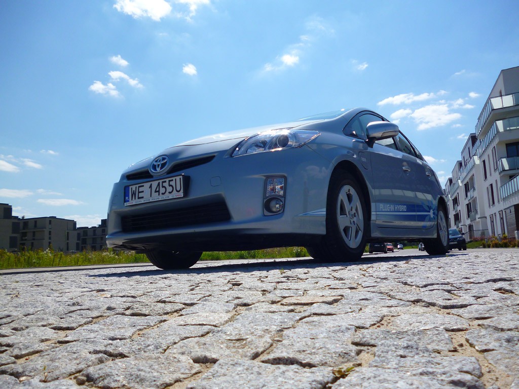 Mówisz hybryda, myślisz Prius