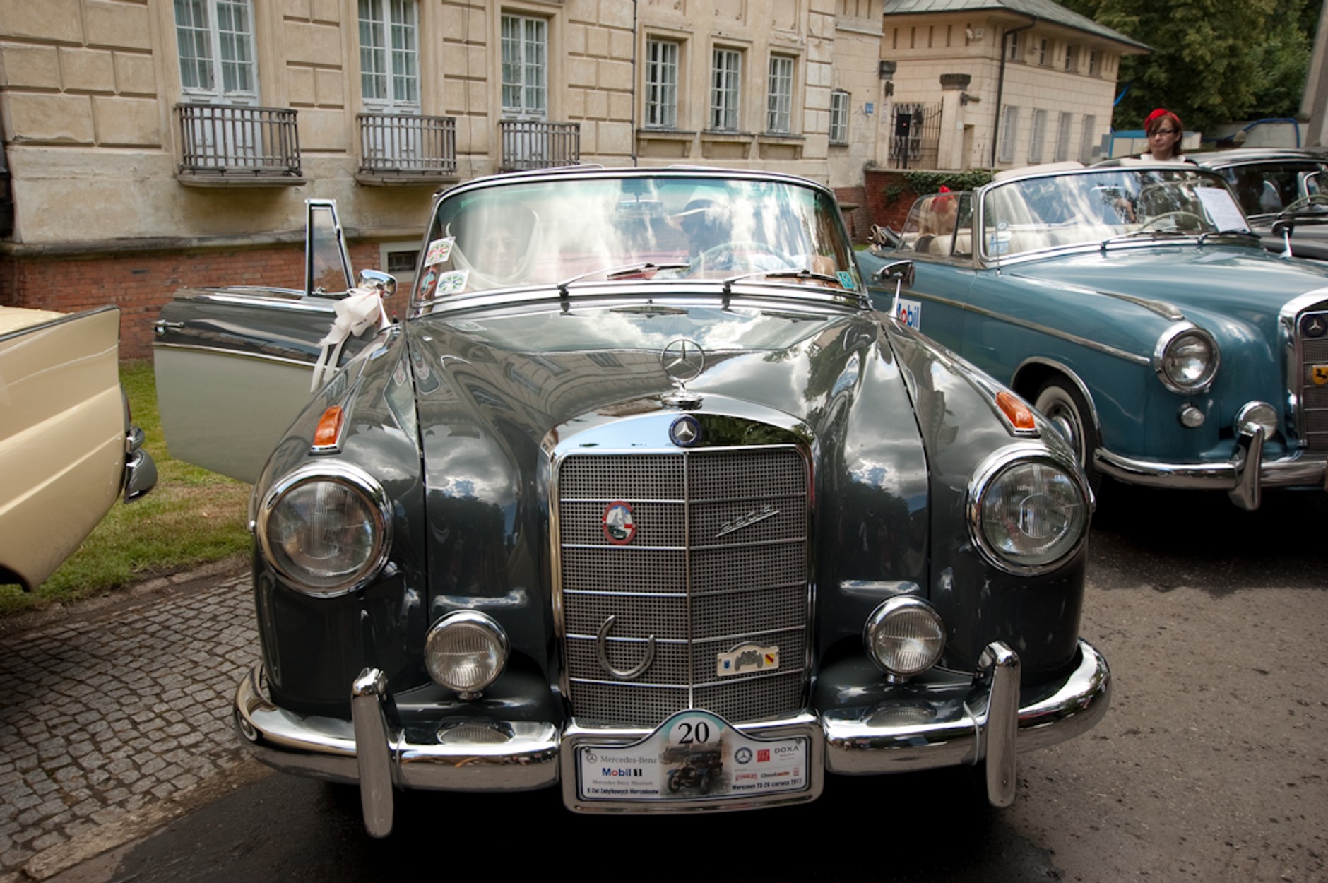 Klasyczne Mercedesy w Wilanowie