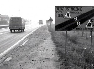 Gierkówka była "drogą śmierci". Większość skrzyżowań miała charakter kolizyjny