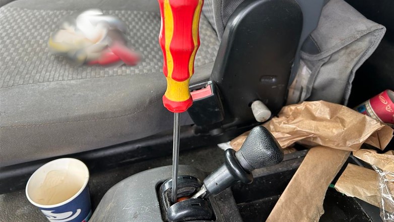 Ręczny na śrubokręt