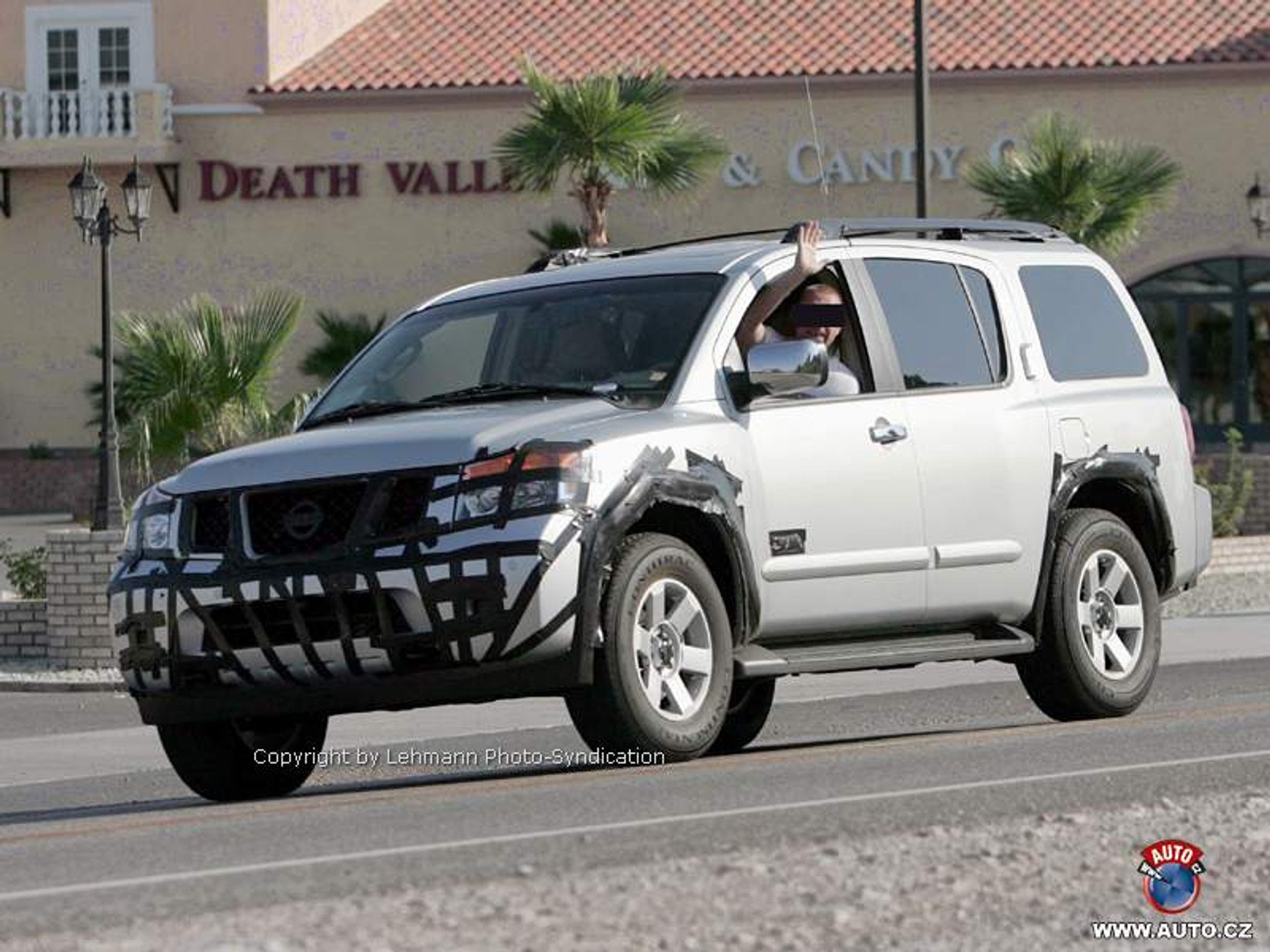 Zdjęcia szpiegowskie: lifting amerykańskiego Nissana Armada