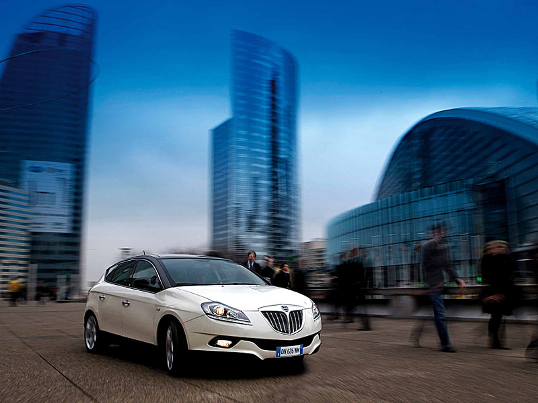 Lancia Delta: cztery nowe silniki i dwie skrzynie biegów