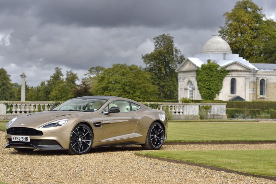 Jak jeździ Aston Martin Vanquish?