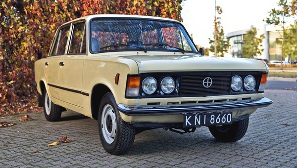 Ten Duży Fiat jest nowy. Kupcie go, zanim ja zrobię ten błąd. Macie dwa tygodnie