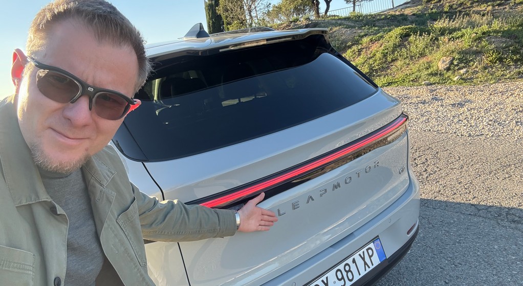 Pierwsza jazda Leapmotorem C10 REEV