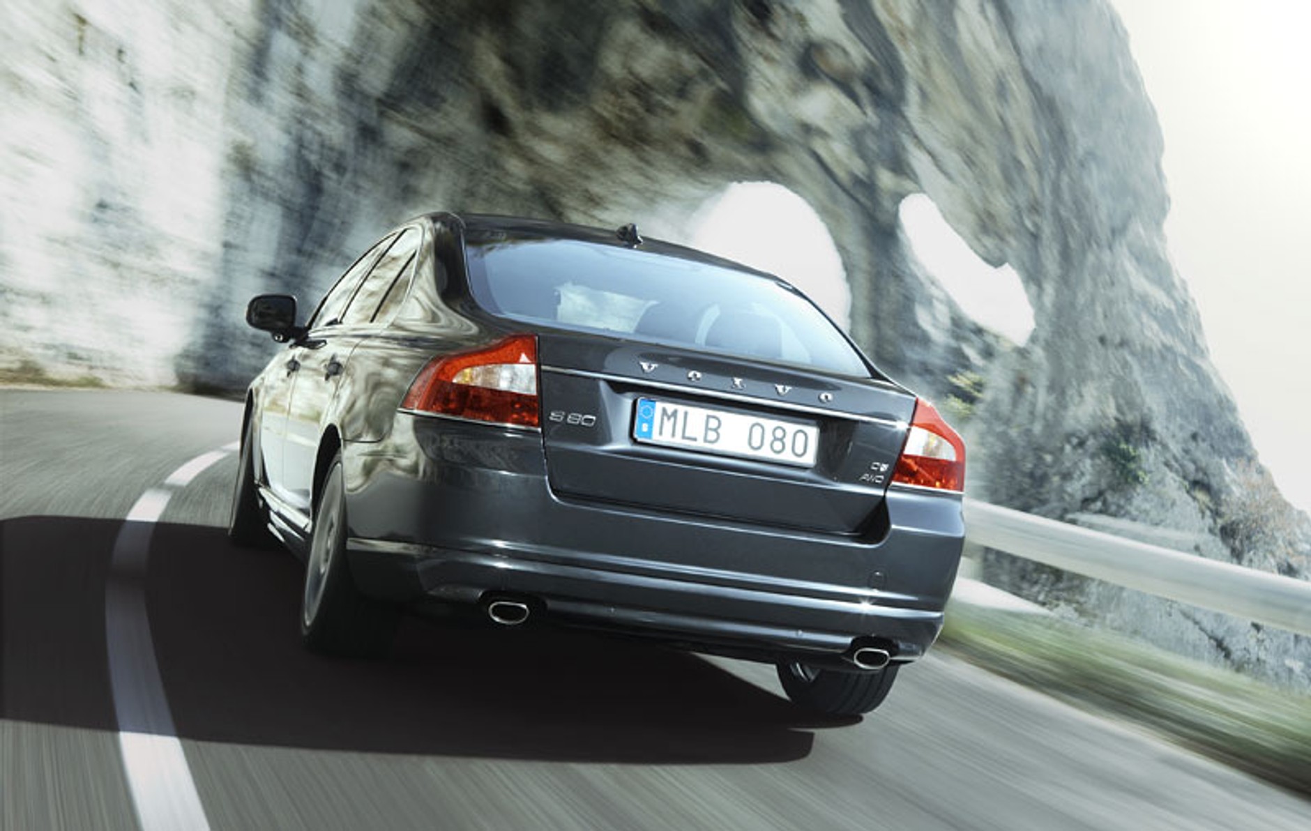 Genewa 2009: Volvo S80 – facelifting, sportowe zawieszenie i nowe 5-cylindrowe silniki