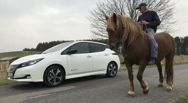 Nissan Leaf – elektryzujący kompakt. I to całkiem duży