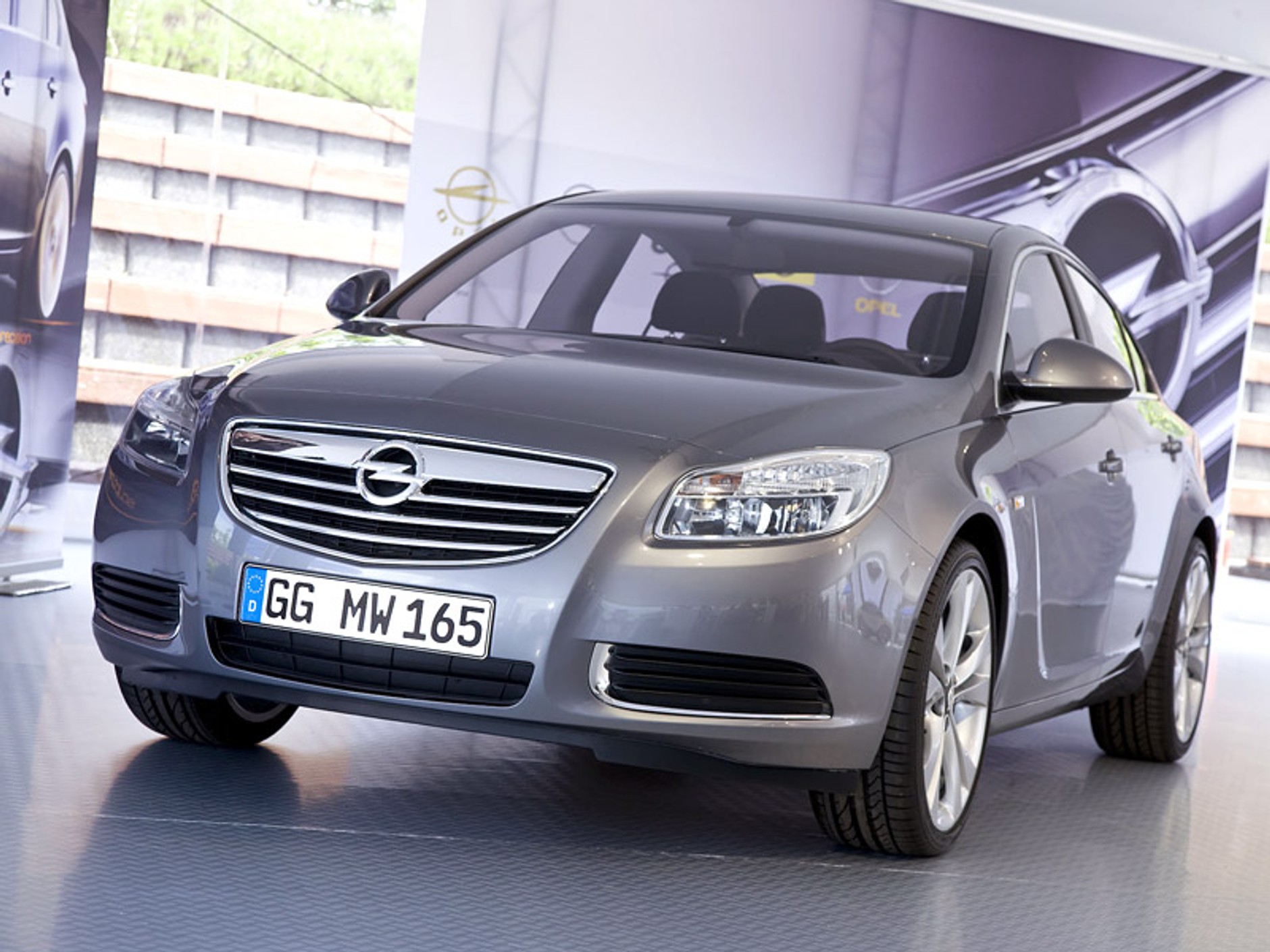 Opel Insignia: pierwsza statyczna prezentacja