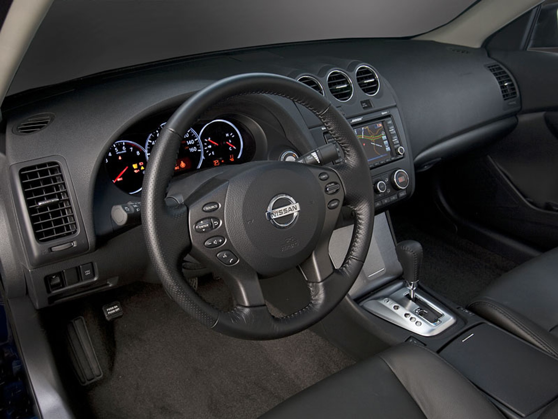 Nissan Altima 2010: amerykański facelifting na rok 2010