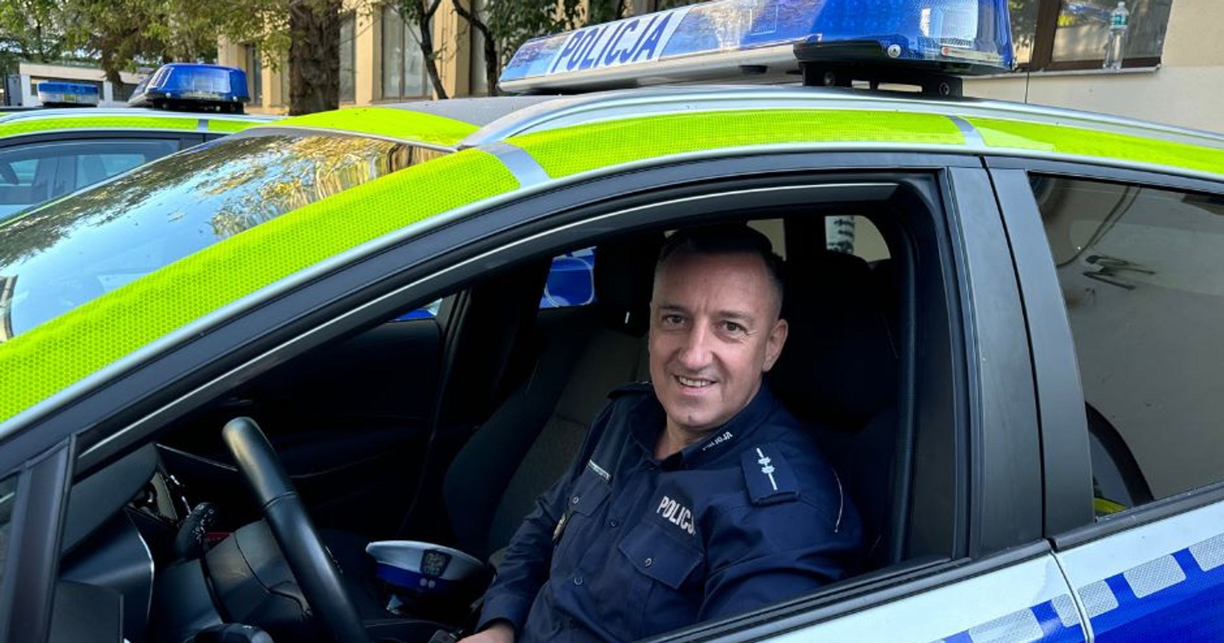 Aspirant Mariusz Bazylak z Wydziału Ruchu Drogowego Komendy Stołecznej Policji