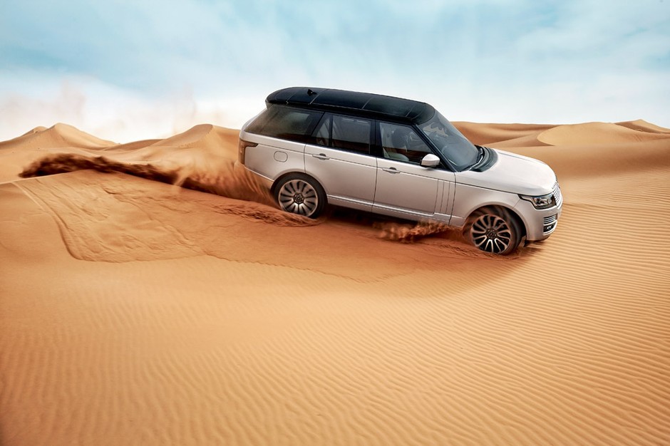 Już wiemy, jak jeździ nowy Range Rover