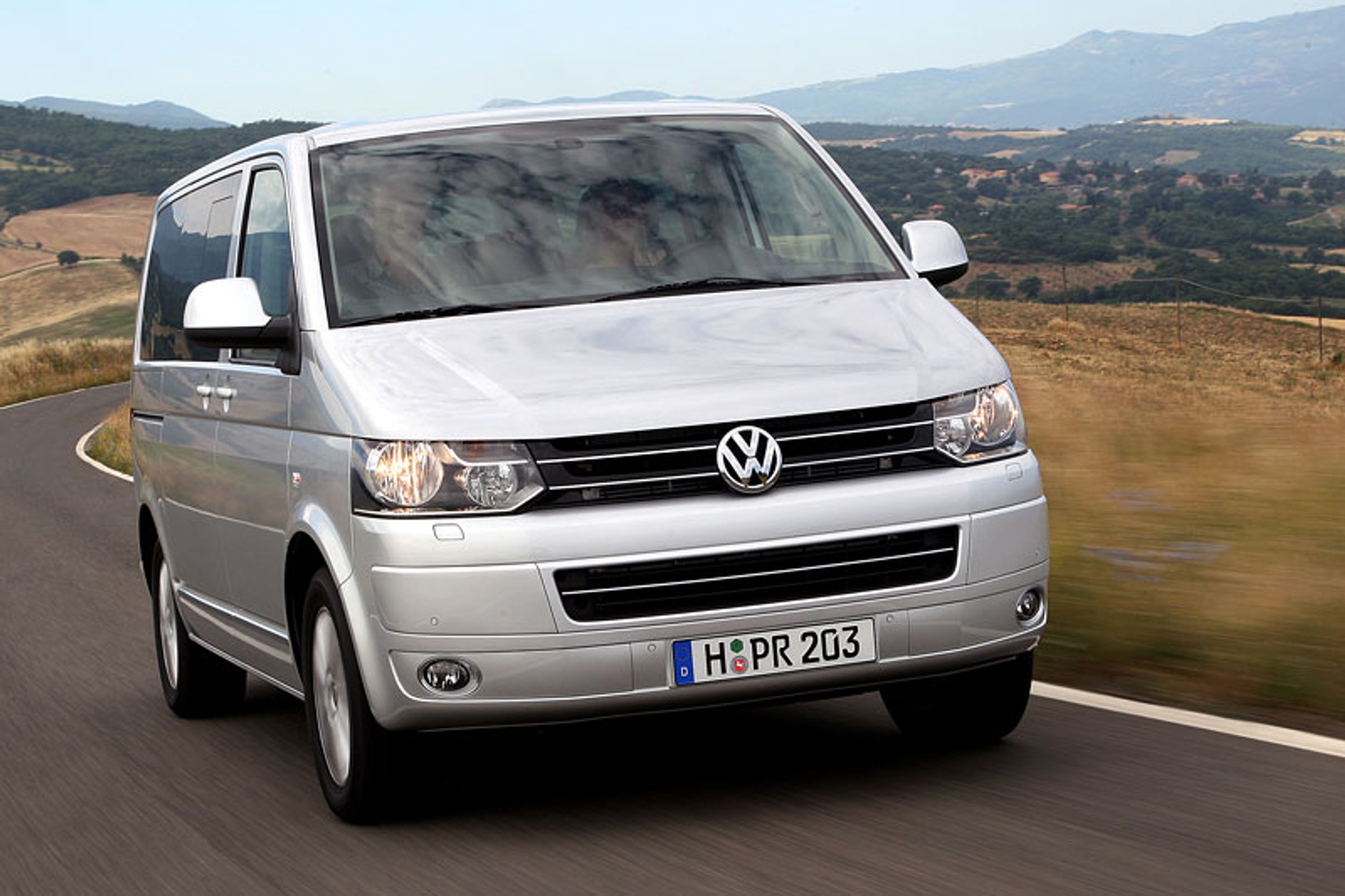 IAA Frankfurt 2009: VW Multivan/Transporter T5 w stylu Golfa