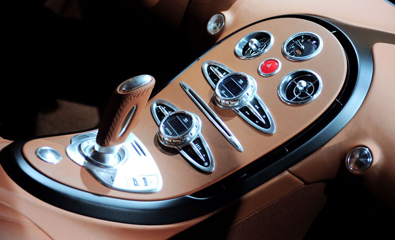Trzy nowe Bugatti za prawie 19 milionów złotych