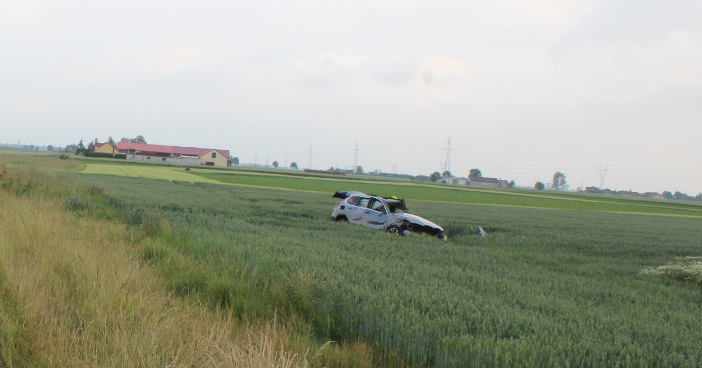 Obraz pochodzący z serwisu https://wloclawek.policja.gov.pl/kb4/informacje/wiadomosci/148871,Wypadek-smiertelny-na-autostradzie-w-pow-wloclawskim-policjanci-apeluja-o-rozwag.html