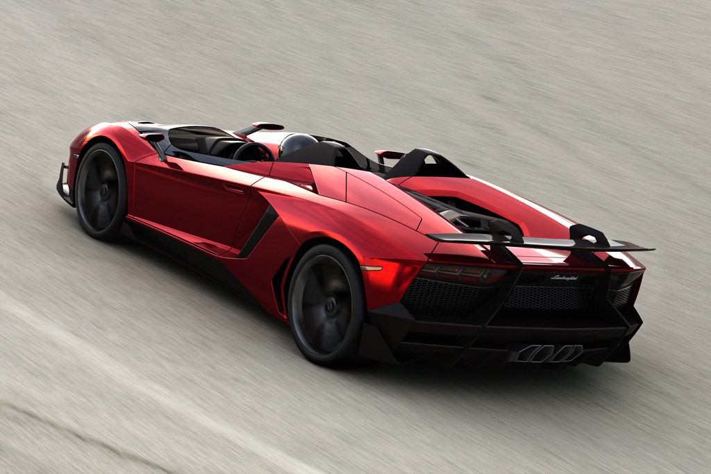 Lamborghini Aventador J: drogowy myśliwiec