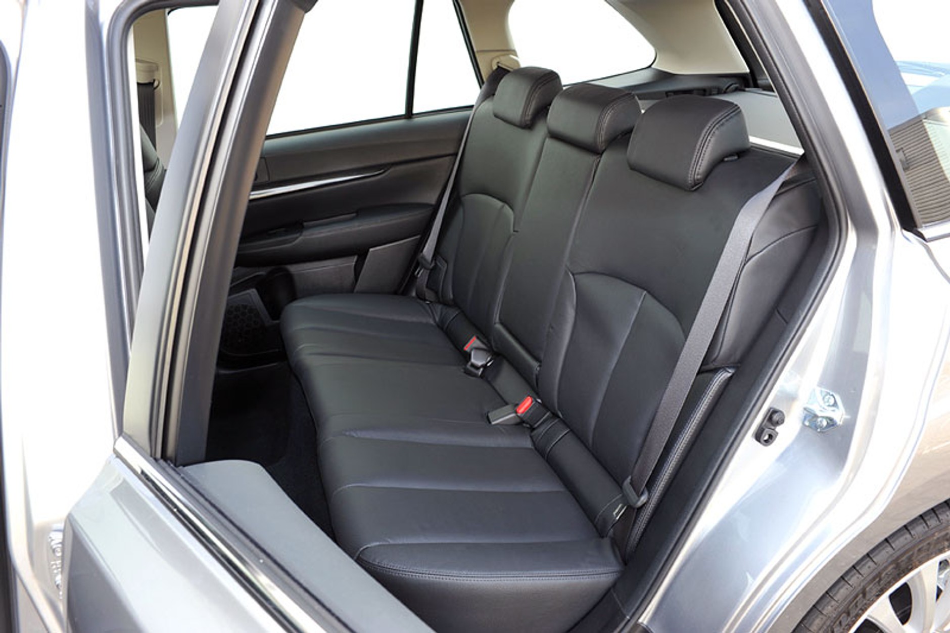 IAA Frankfurt 2009: Subaru Legacy – pierwsze wrażenia, fotogaleria