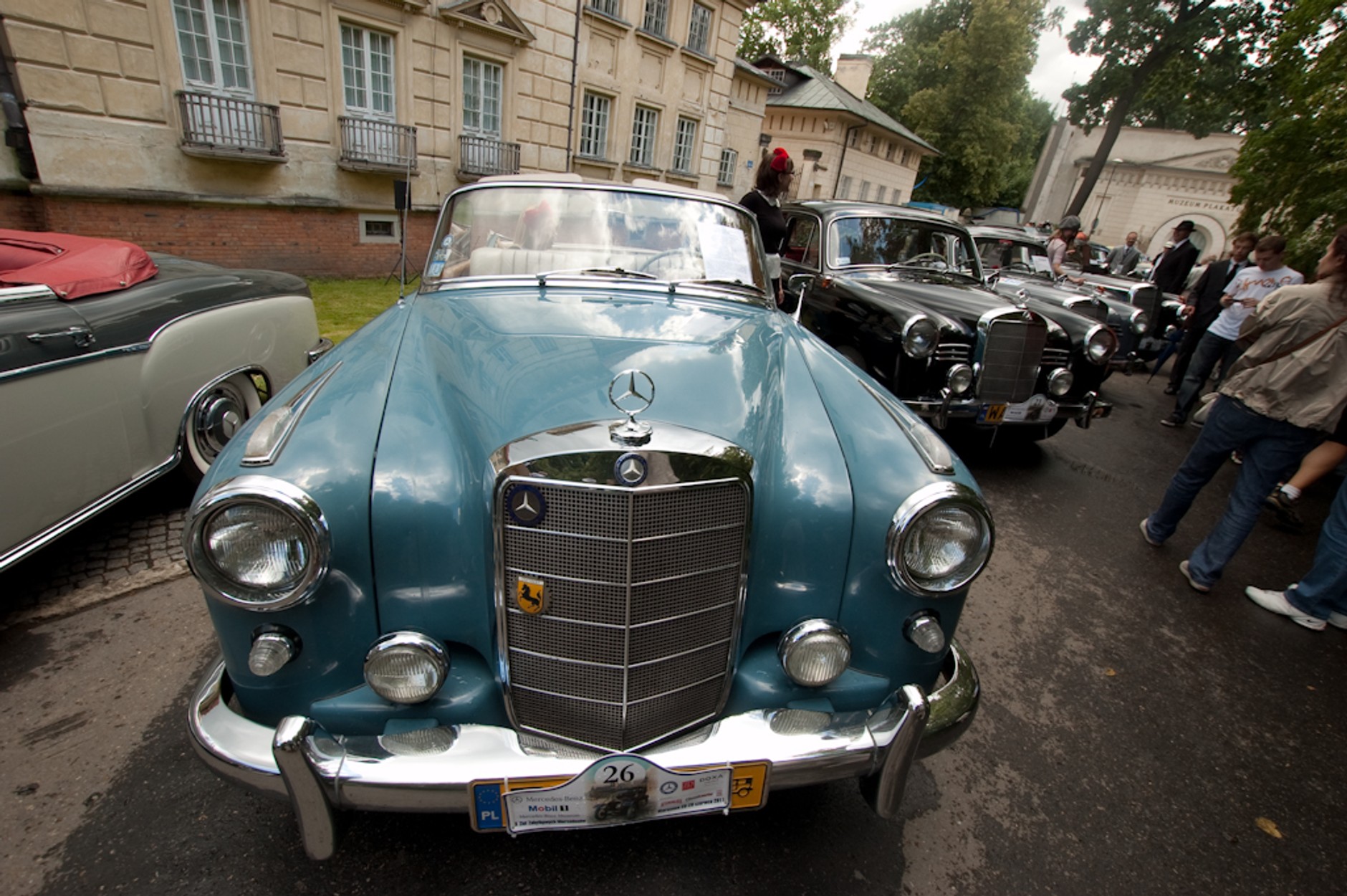 Klasyczne Mercedesy w Wilanowie