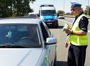 Przepisowa jazda nie chroni przed mandatem. RPO znów interweniuje w głośnej sprawie
