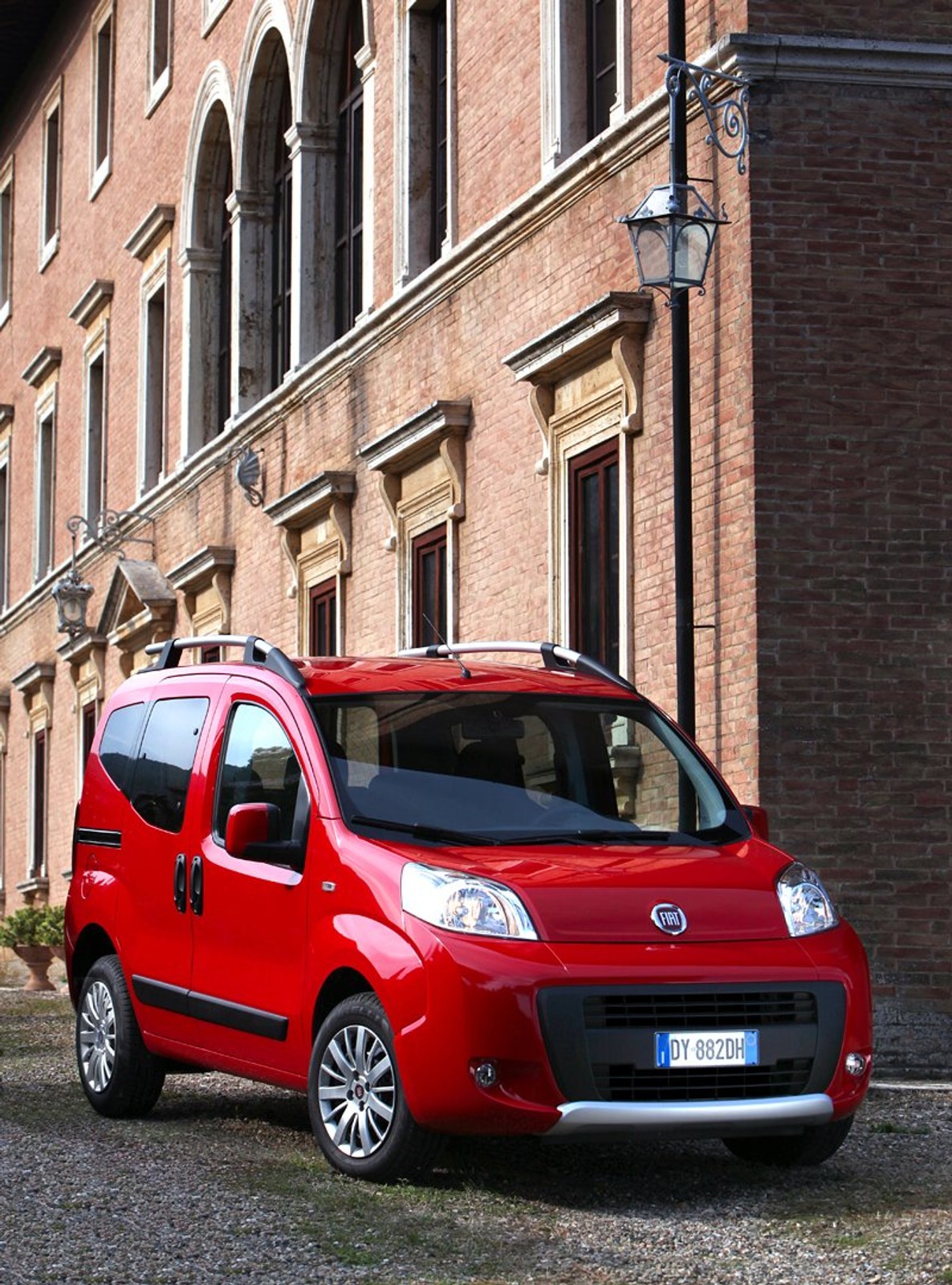 Fiat Qubo Trekking: już w sprzedaży