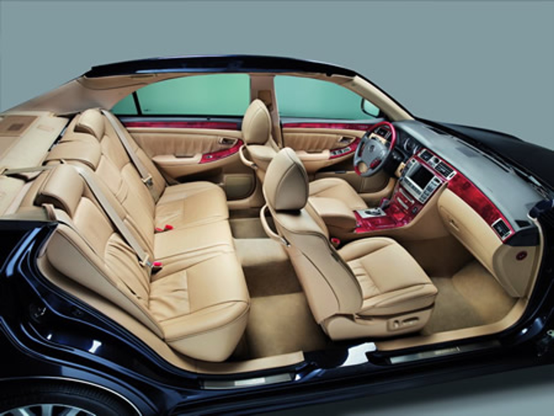 Pekin 2006: Hongqi Tonk HQ3