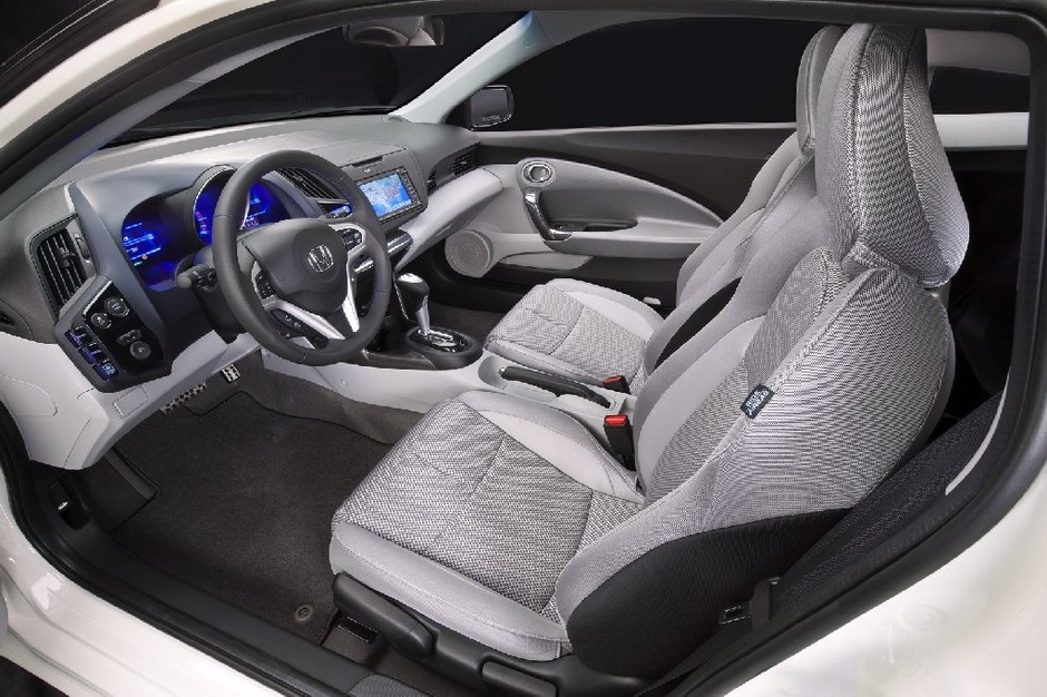 Honda CR-Z - Tak będzie wyglądała produkcyjna wersja (galeria)