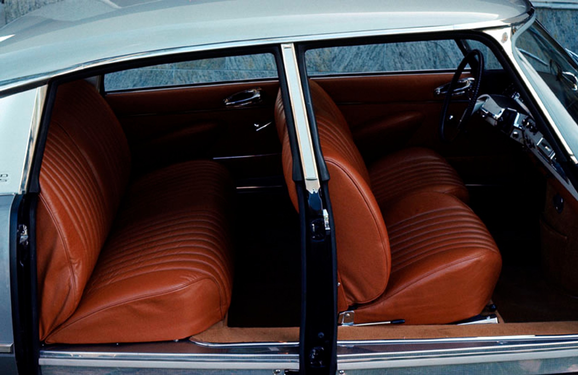 50 kultowych aut w Paradzie Zabytkowych Citroënów w Warszawie (3.10)