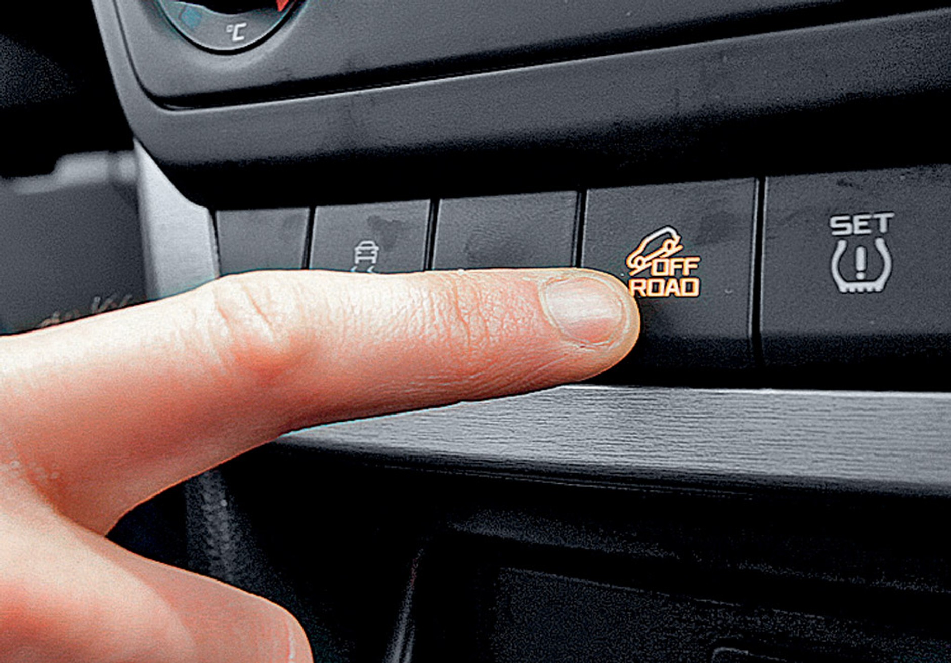 Suzuki Grand Vitara kontra Mitsubishi ASX i Skoda Yeti: kompaktowe terenówki na start