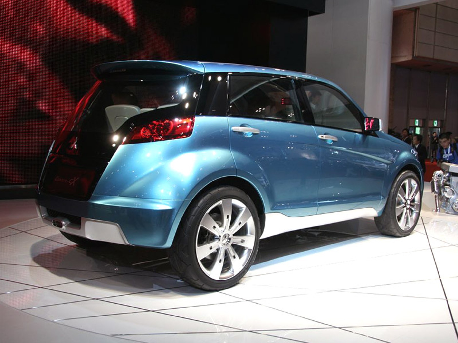 Tokio  : Mitsubishi Concept-cX – ekologiczny koncept SUV