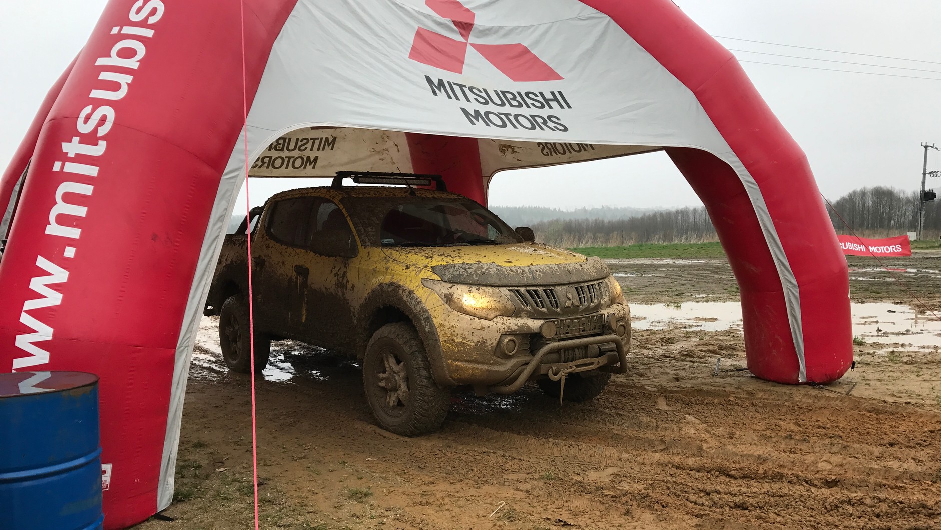 Masuoka prowadził seryjną wersję L200