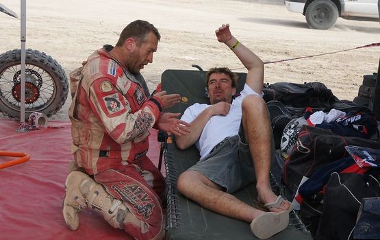 Rajd Dakar 2010: Przygoński goni najlepszych, pech Hołowczyca (9. etap na żywo, wyniki, foto)